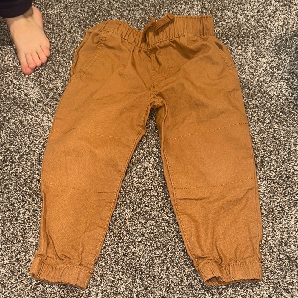 5/$15 Carter's Brown Joggers for Kids